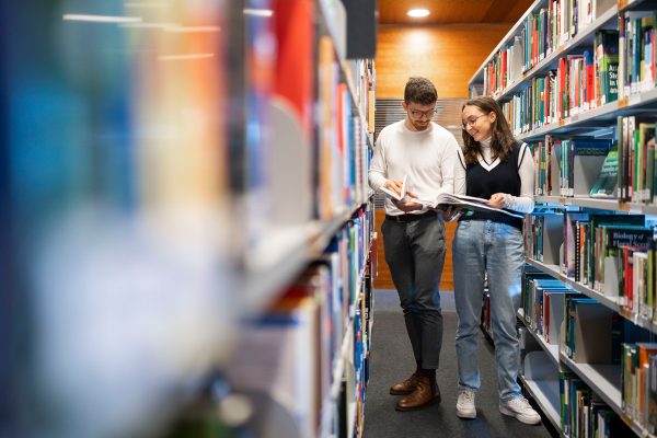 ETH Zürich Foundation, Zukunftsweisende Lehre: Nachhaltigkeit und Ethik